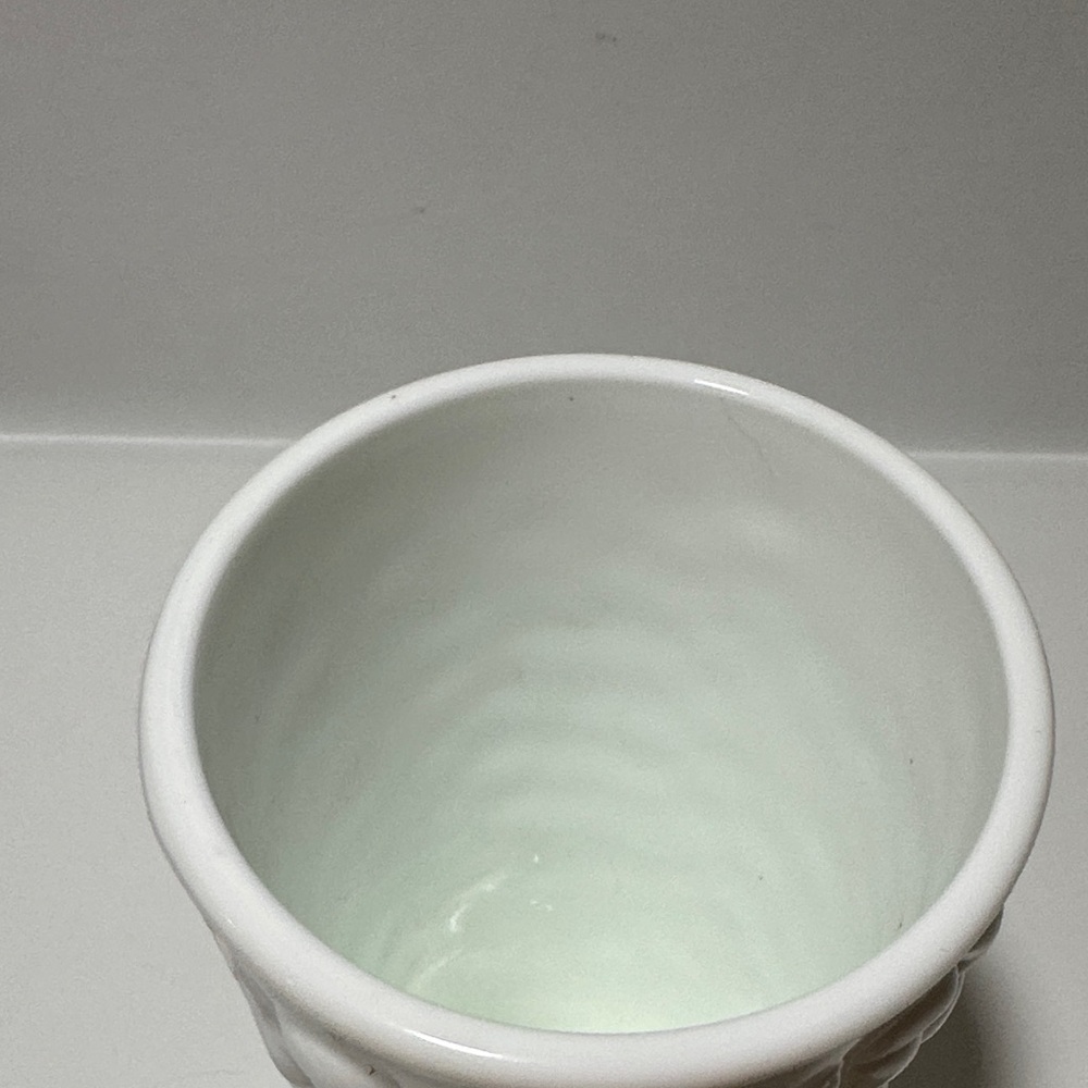 Vintage 1960s or 70s Indiana Glass Company Milk Glass 7.5" Vase - Picture 6 of 6